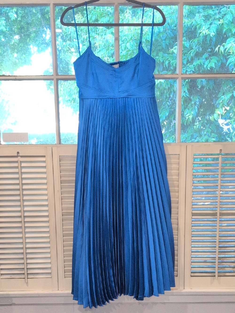 House of Harlow 1960 Blue Pleated Midi Dress